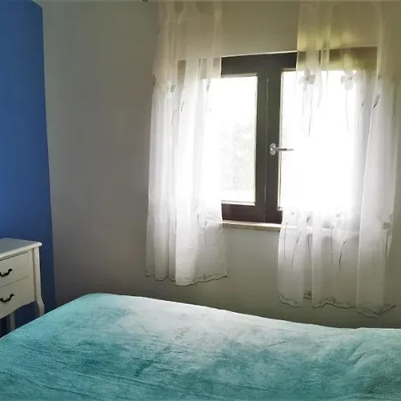 Nora Novigrad Istria